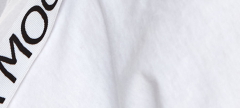 Luźny t-shirt z ozdobną taśmą