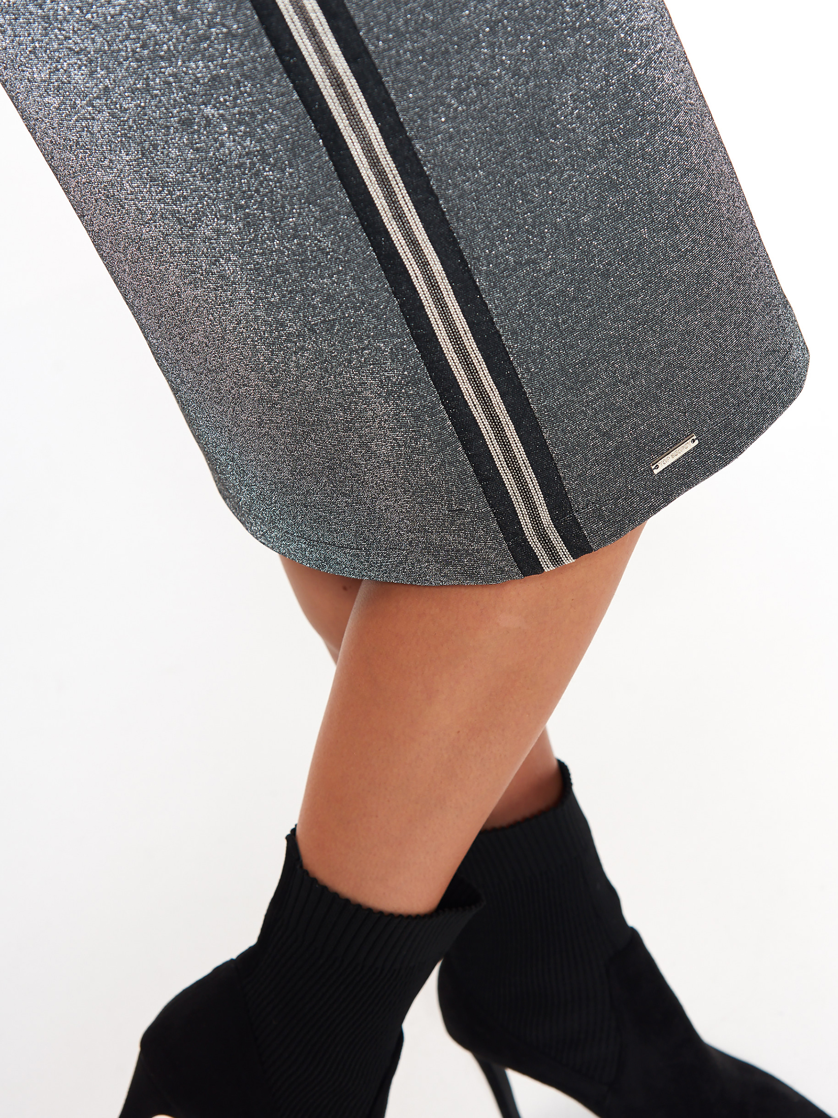 Spódnica ołówkowa z połyskiem, z ozdobnym lampasem