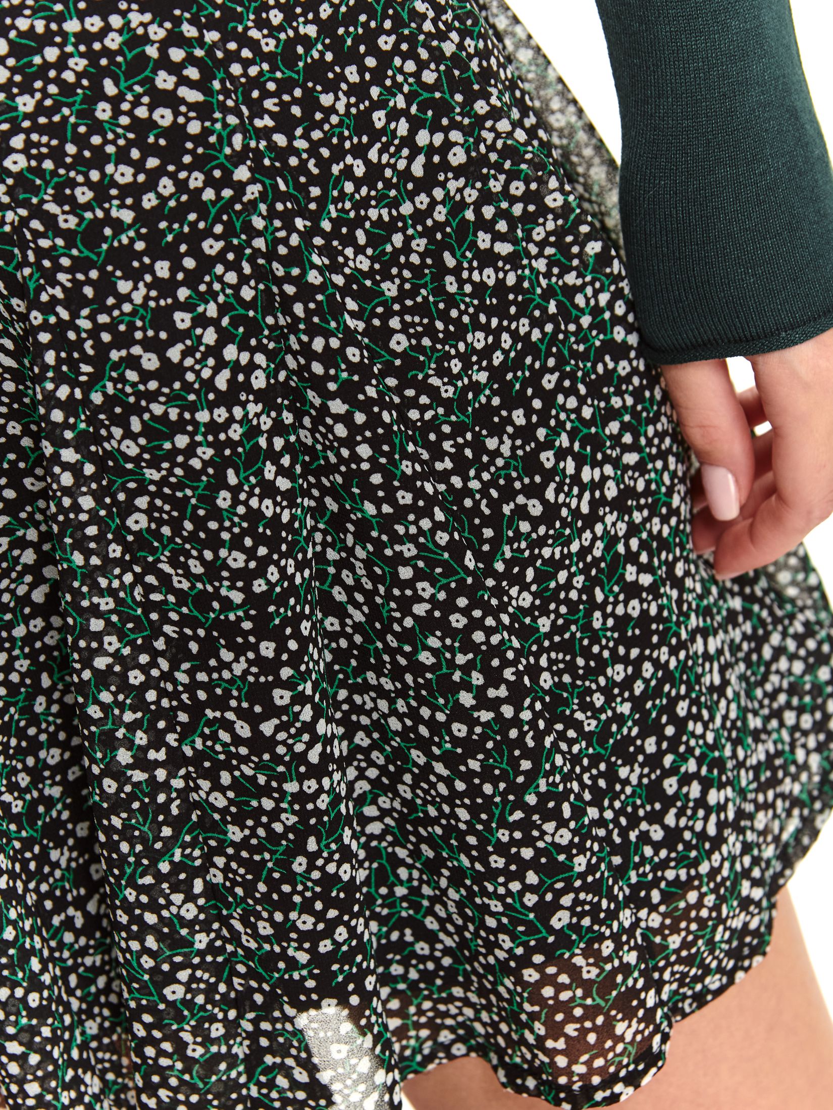 Spódnica mini w drobne kwiaty