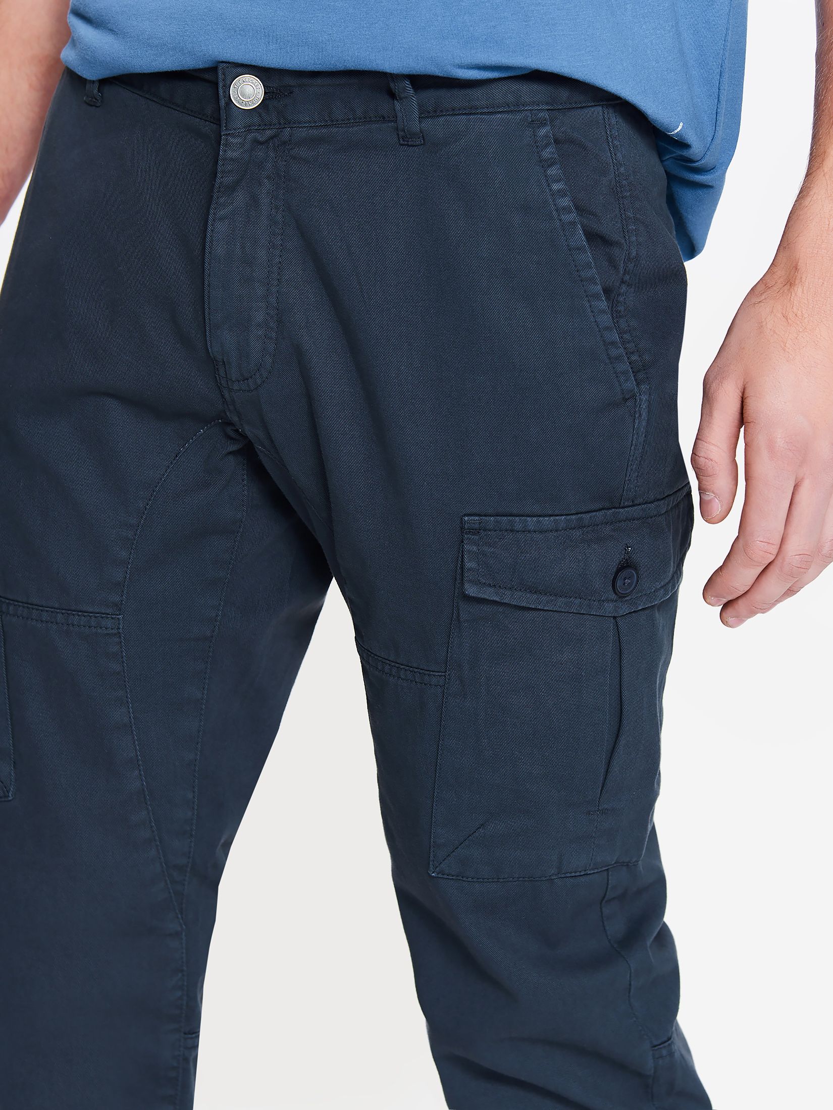 Spodnie męskie typu bojówki o regularnym kroju