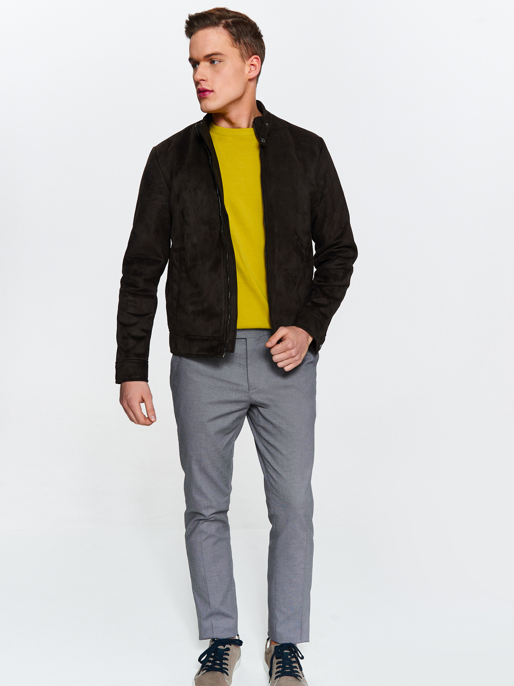 Spodnie męskie ze strukturalnej tkaniny o dopasowanym kroju