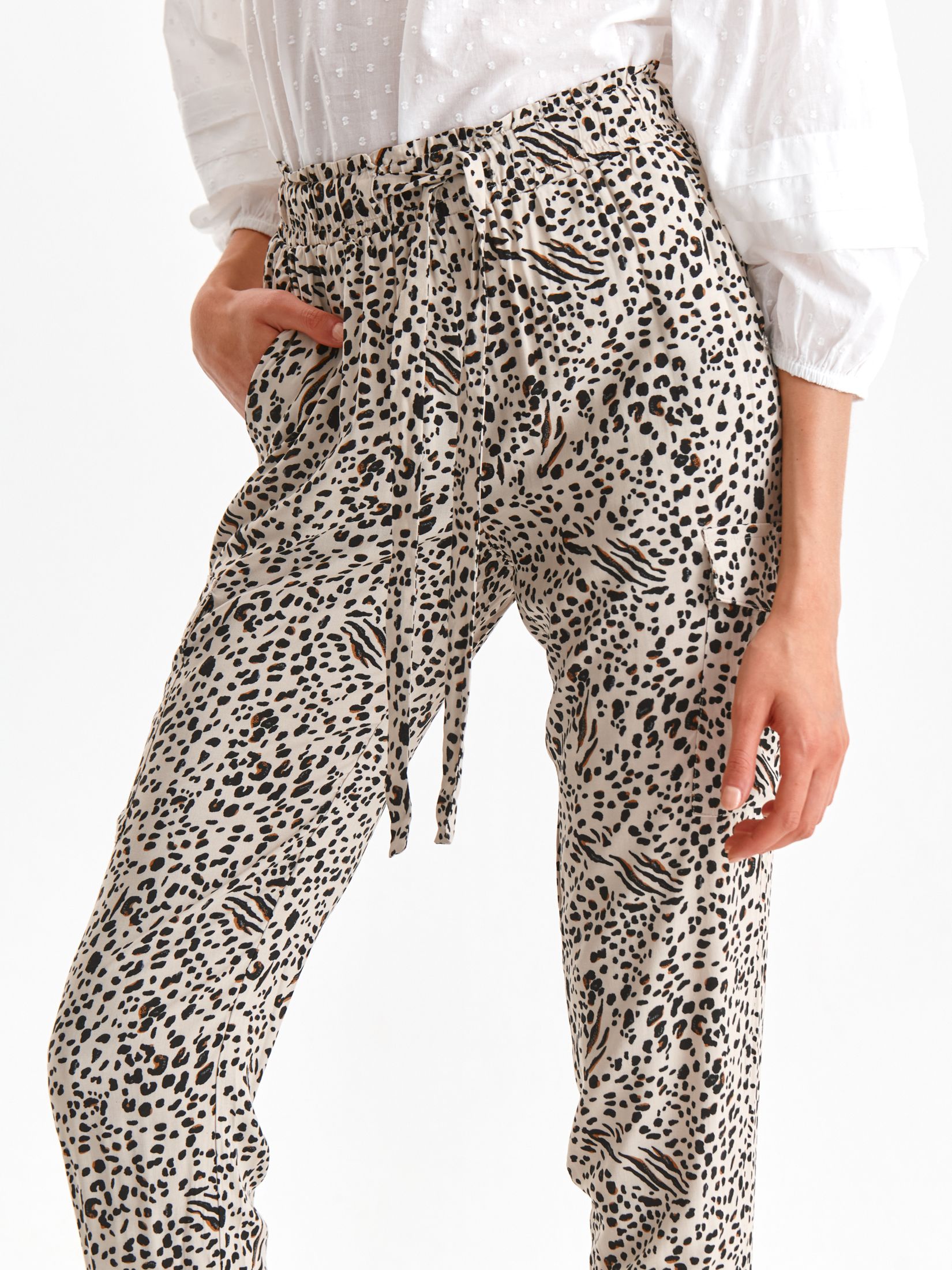 Printowane spodnie damskie typu joggers