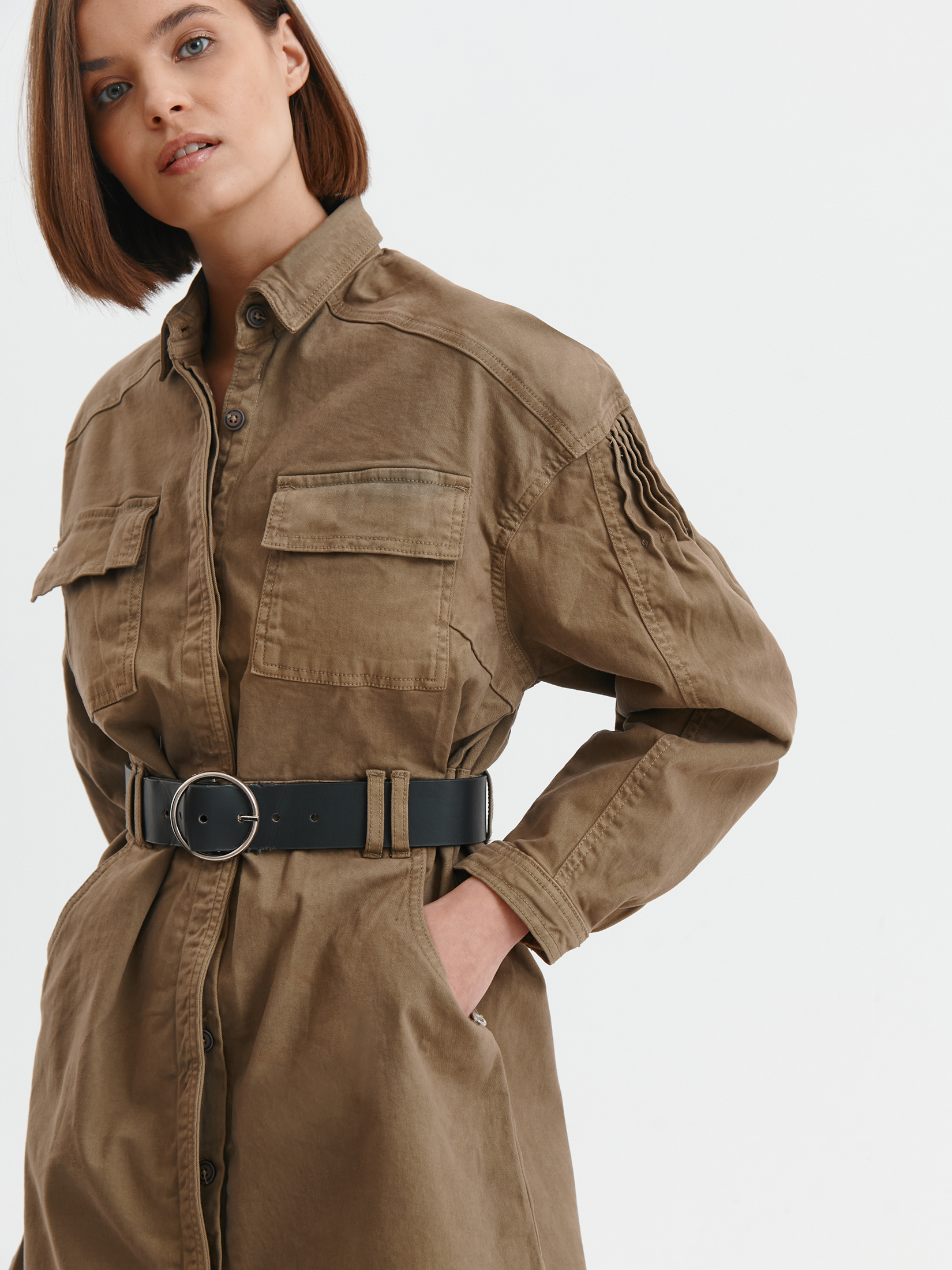 Szmizjerka z szerokim paskiem