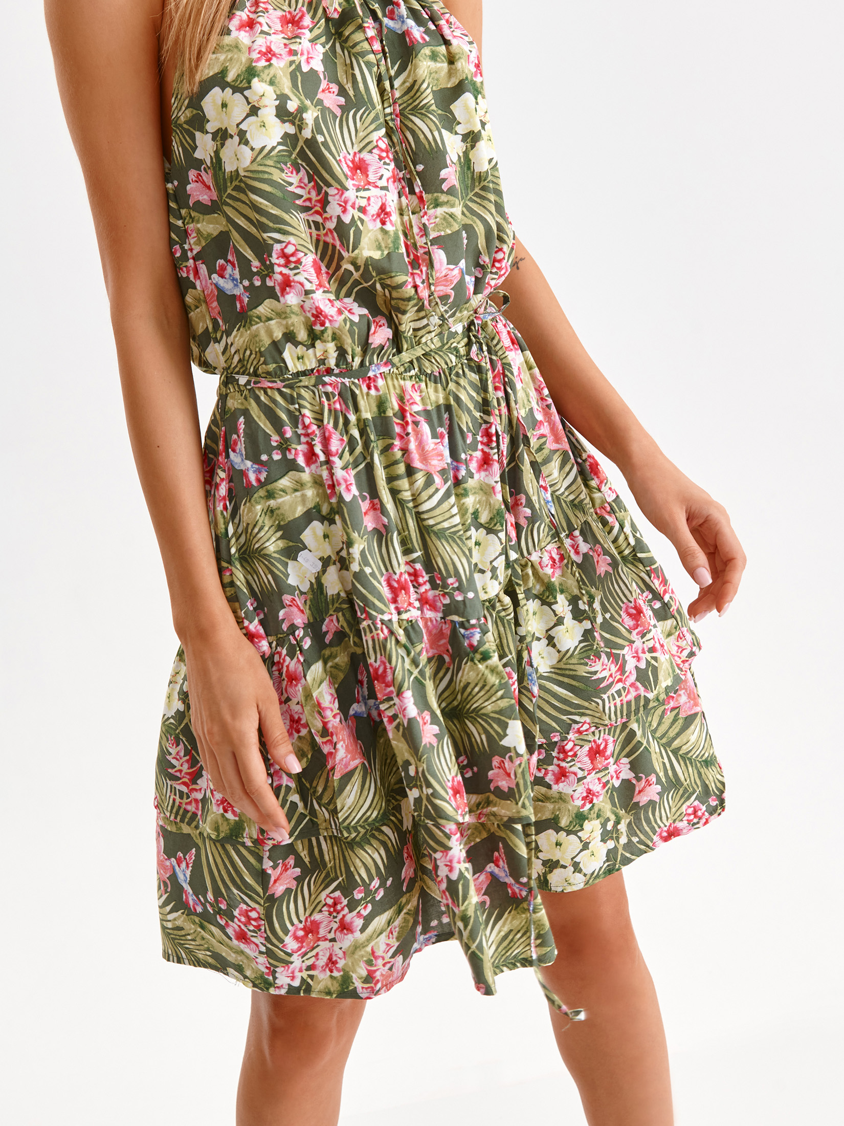 Sukienka mini w kwiaty, z dekoltem halter