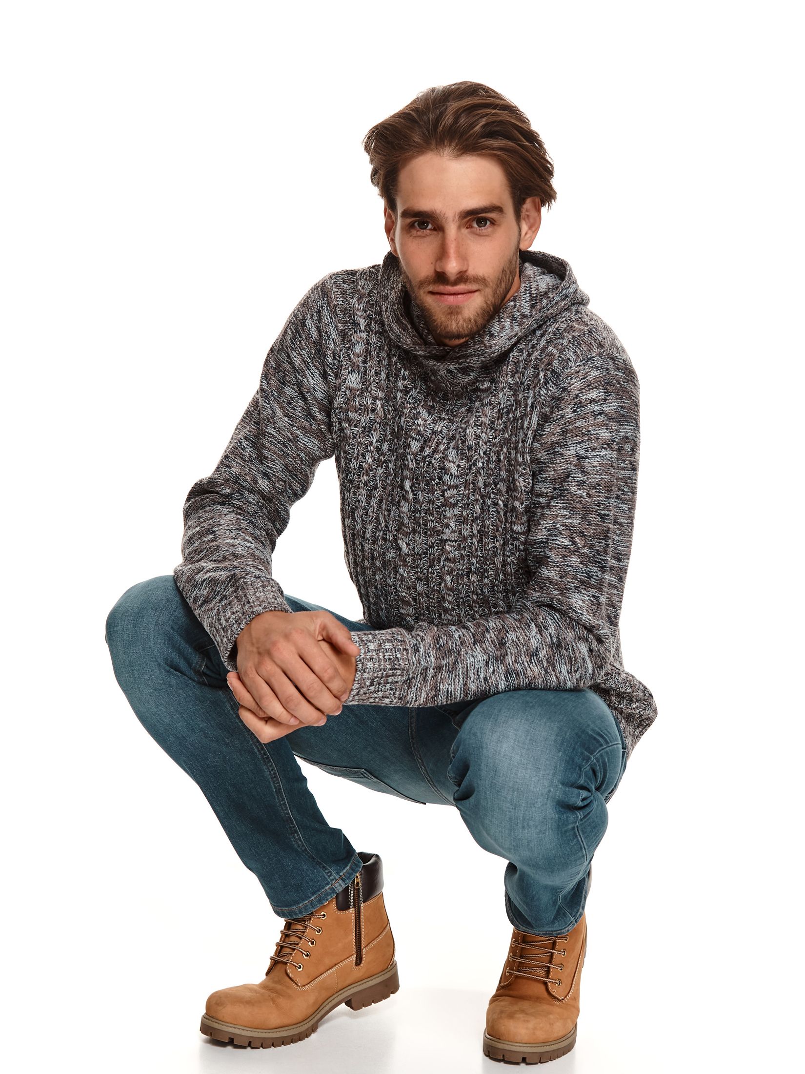 Sweter strukturalny z kapturem