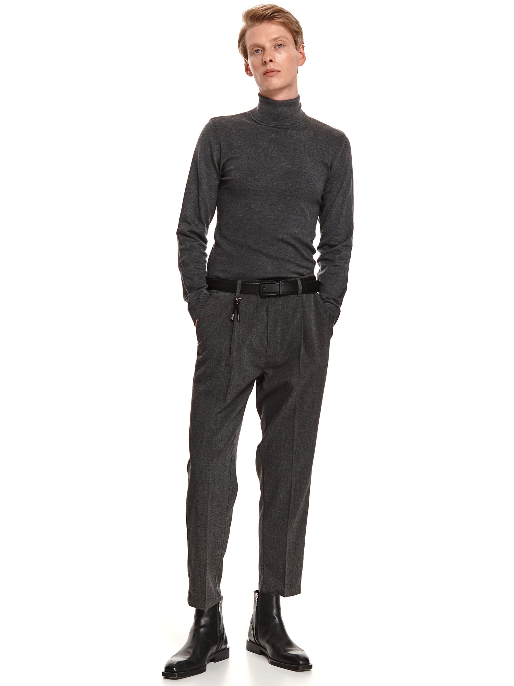 Sweter z golfem