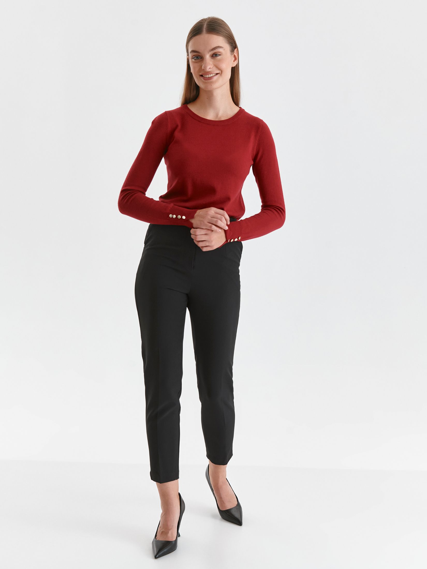 Dopasowany sweter damski z guzikami