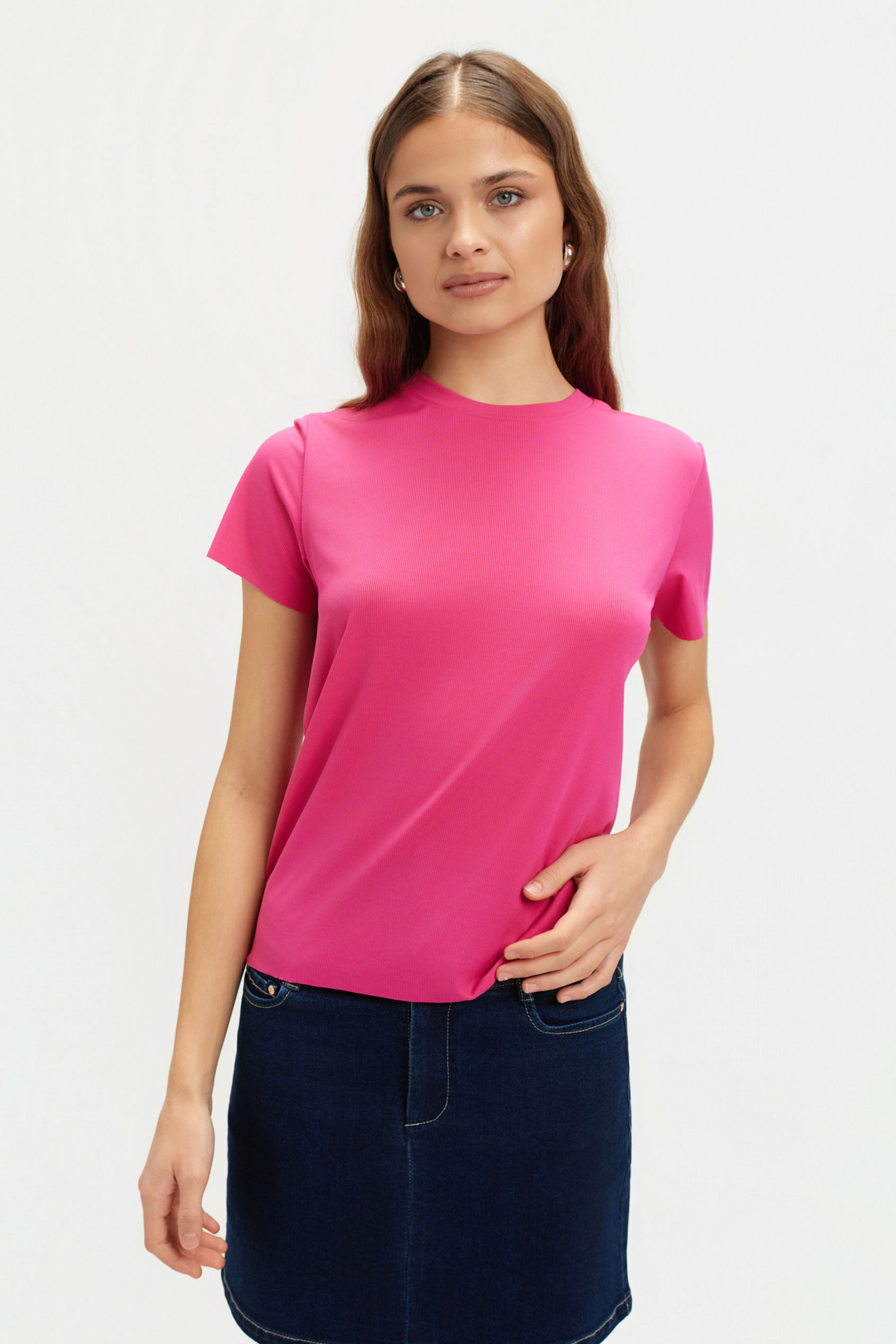 Prążkowany różowy t-shirt