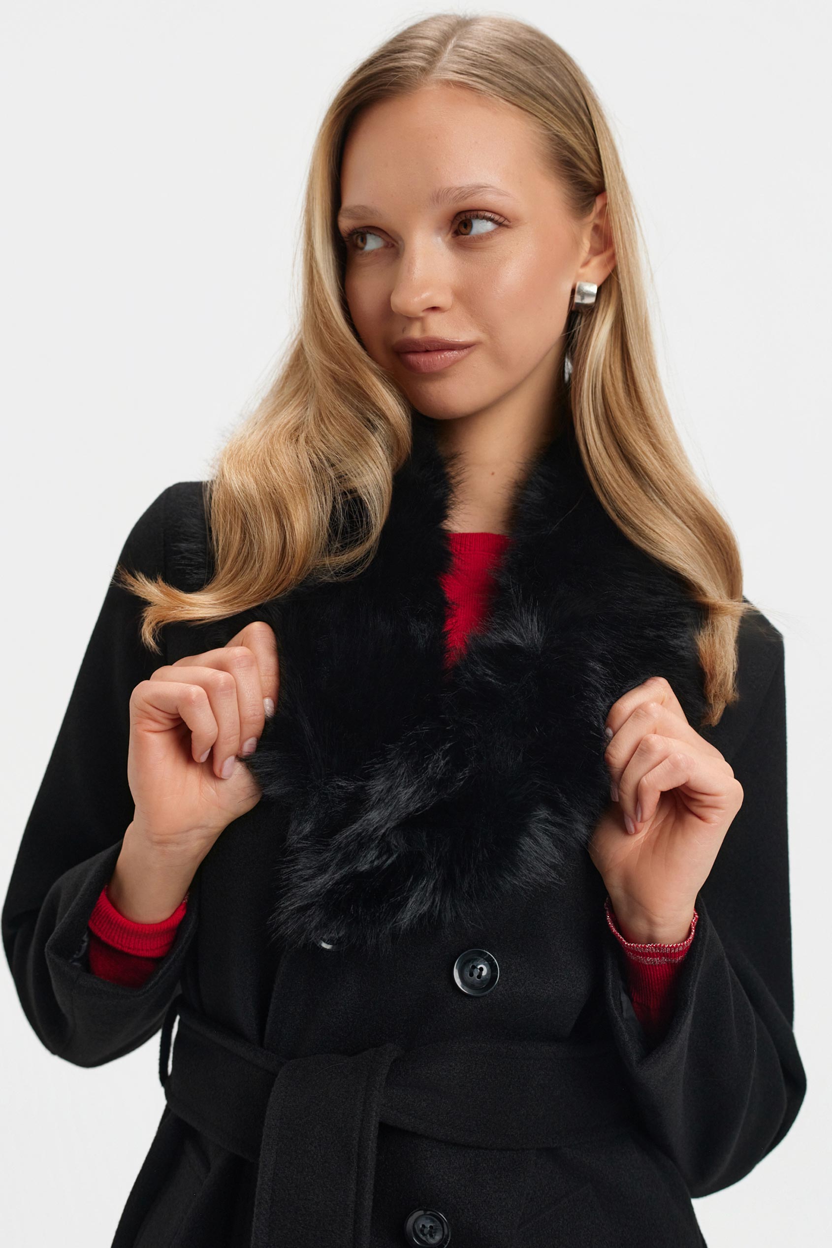 Dwurzędowy płaszcz z kożuszkiem Dwurzędowy płaszcz z kożuszkiem