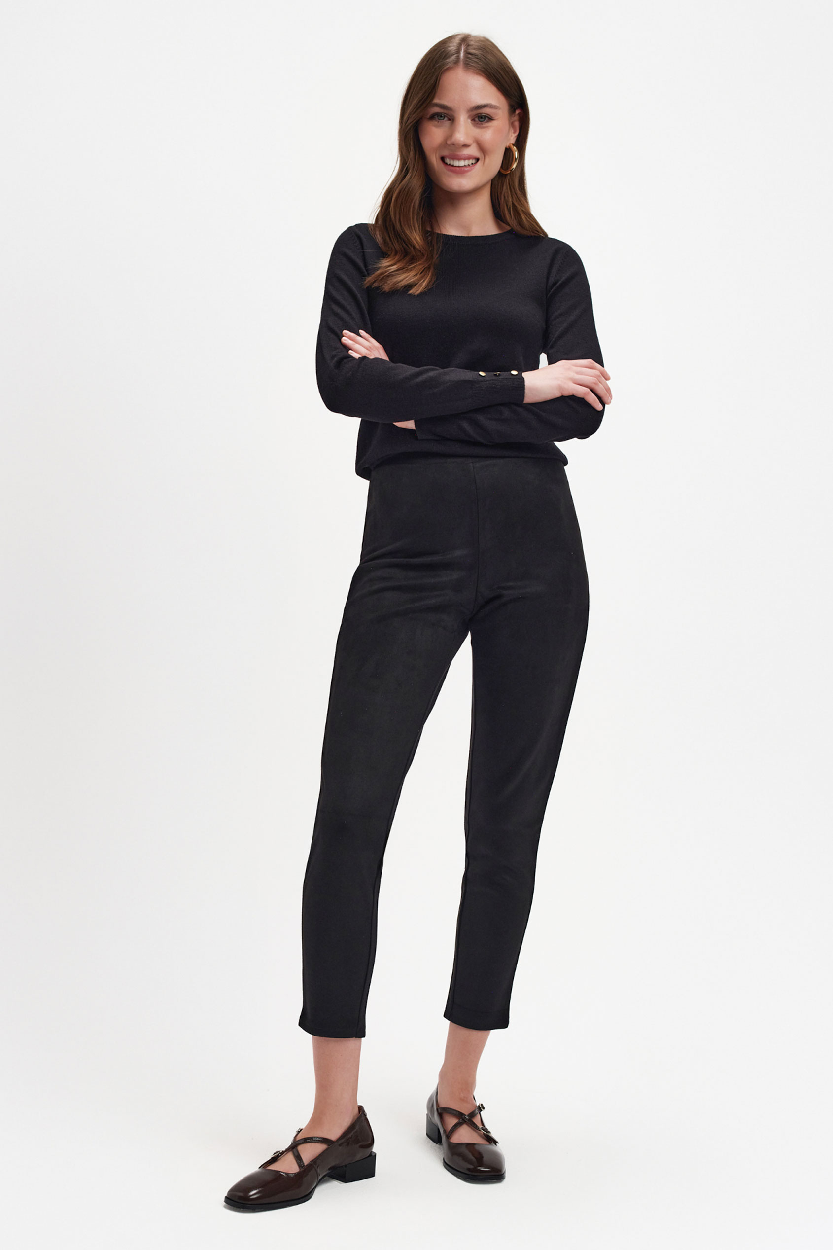 Czarne eleganckie legginsy