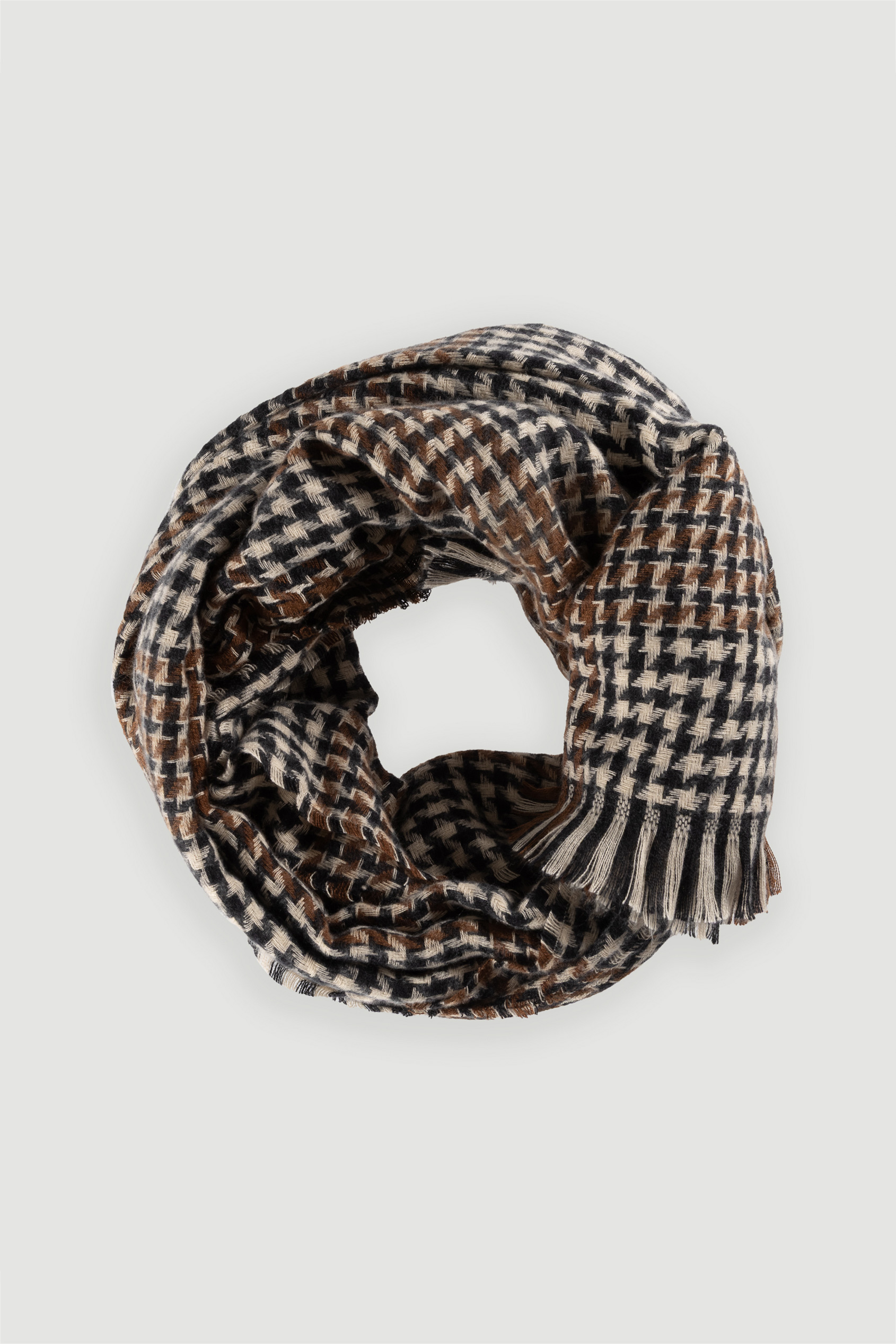 Casualowy szalik w kratę brąz