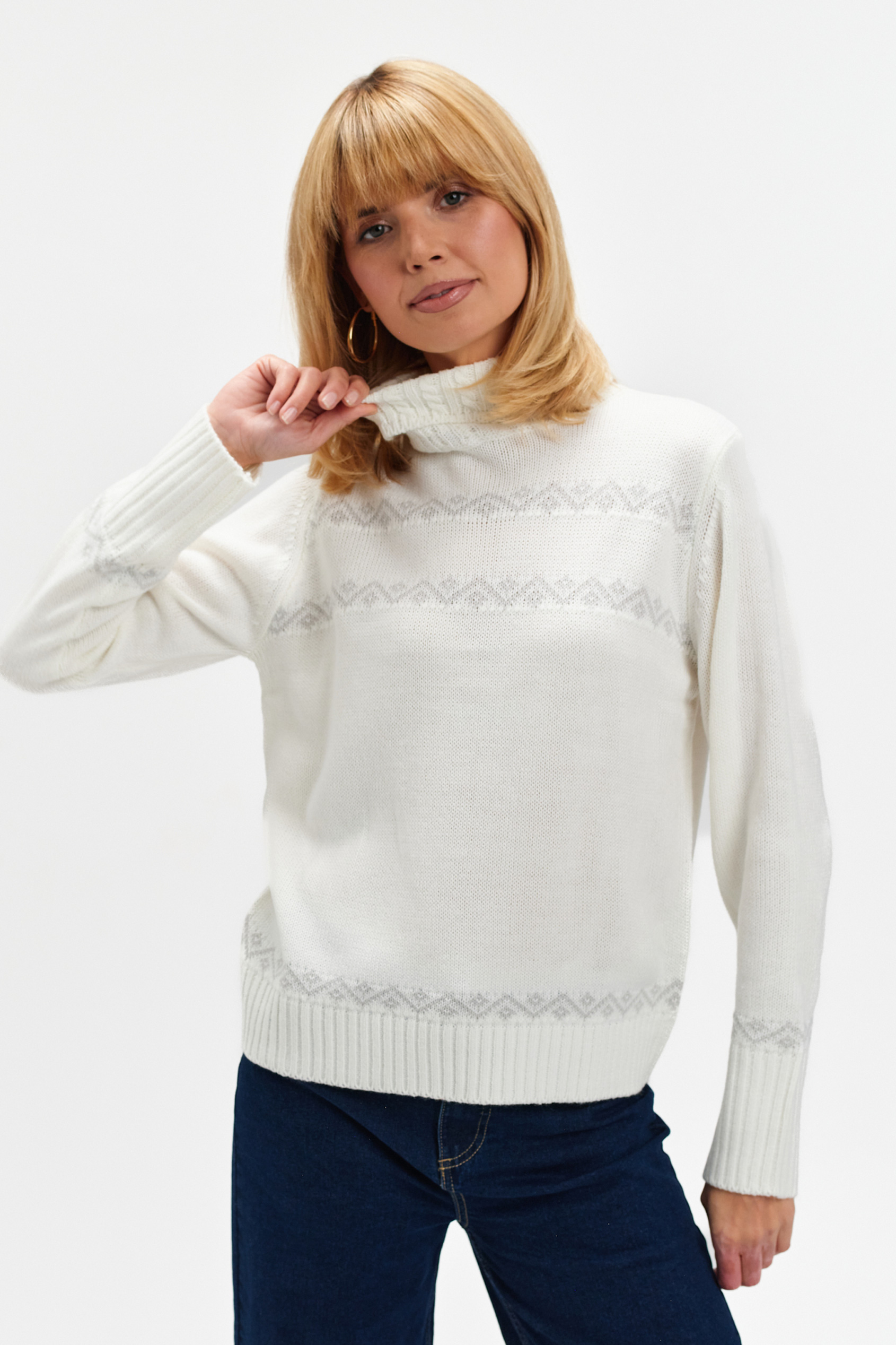 Miękki sweter z golfem