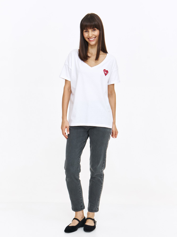 Biały top z serduszkiem
