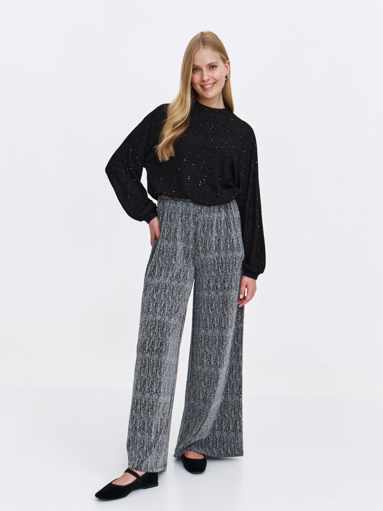 Bluza damska z błyszczącą aplikacją  Bluza damska z błyszczącą aplikacją