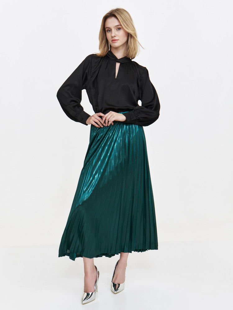 Czarna atłasowa koszula damska