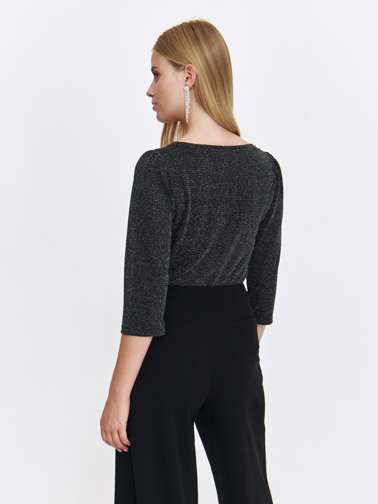 Bluzka z błyszczącej tkaniny z dekoltem w serek 