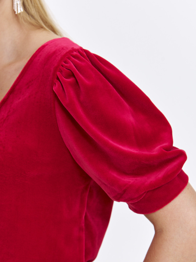 Velvetowa bluzka damska z bufiastymi rękawami 