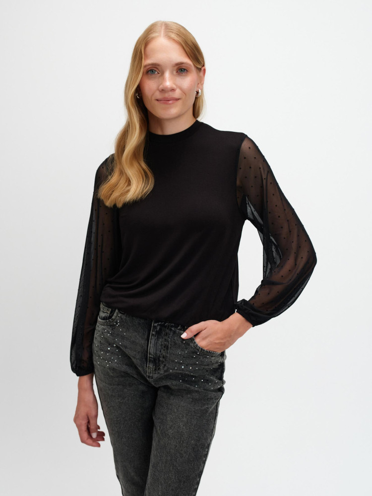 Czarna bluzka z efektownymi rękawami 