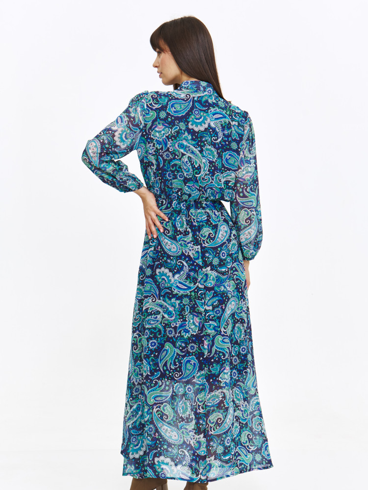 Długa niebieska sukienka z nadrukiem paisley