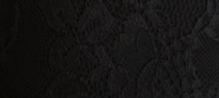 Elegancka sukienka z koronką