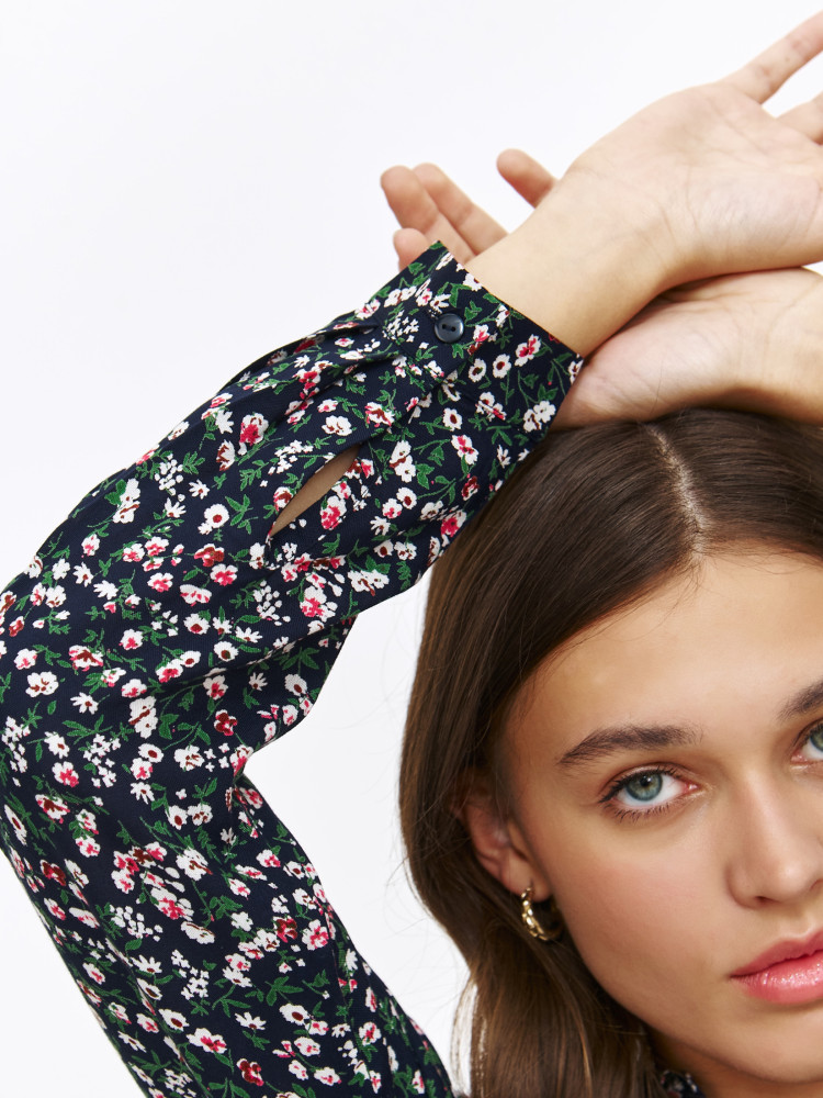 Koszula damska w drobne kwiaty 