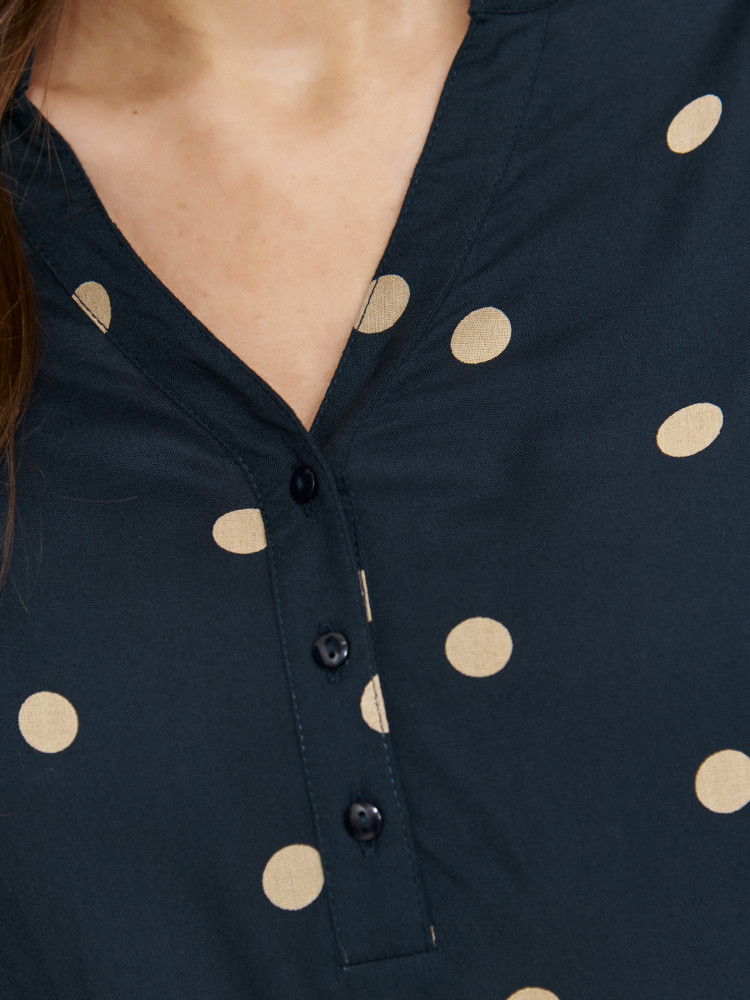 Koszulowa bluzka granatowa w grochy