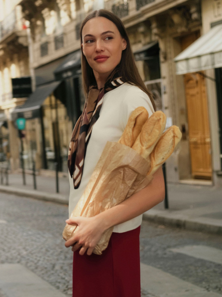 Kremowy top basic 