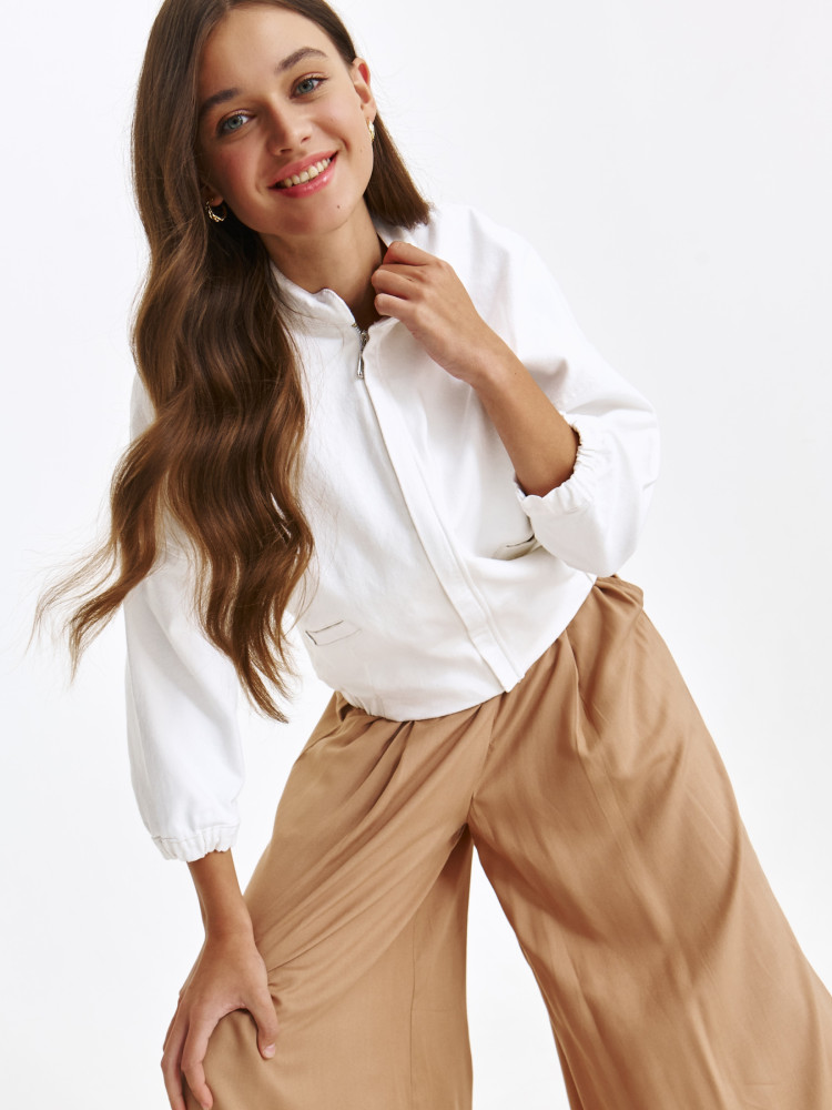 Kurtka biała na stójce 