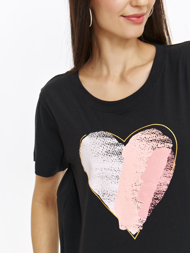 Czarny top z grafiką