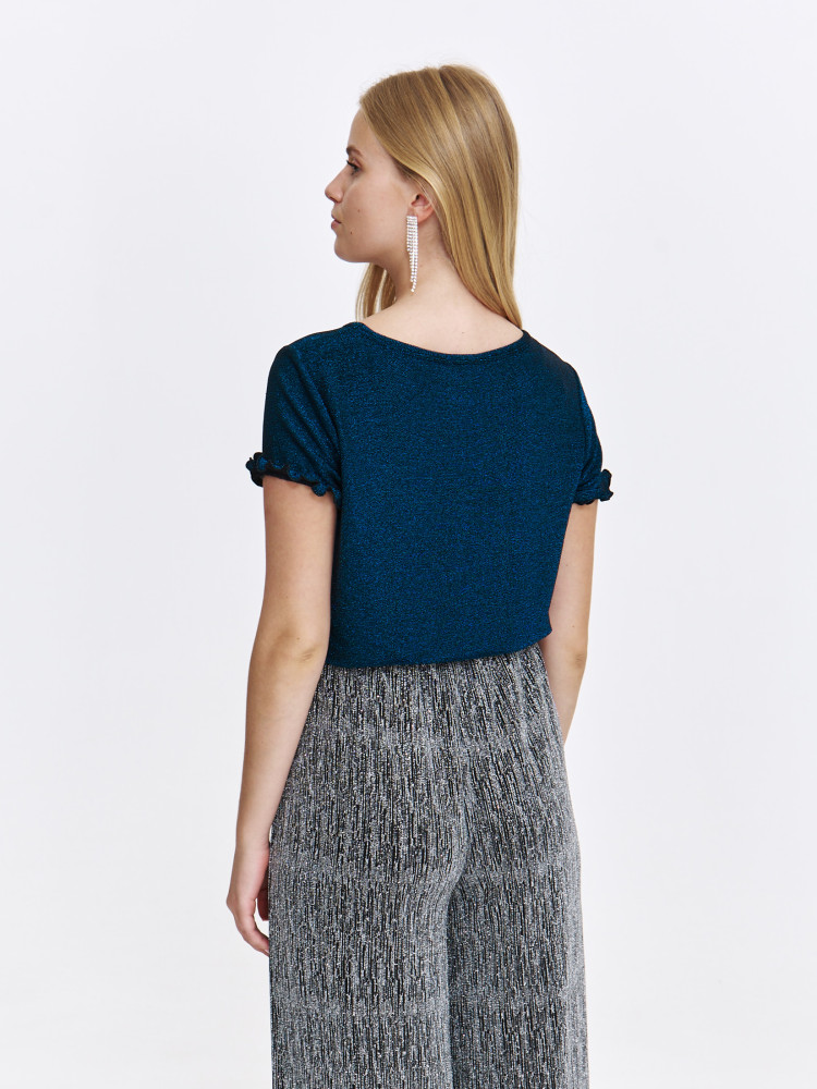 Elegancka bluzka z krótkim rękawkiem wykończonym falbanką