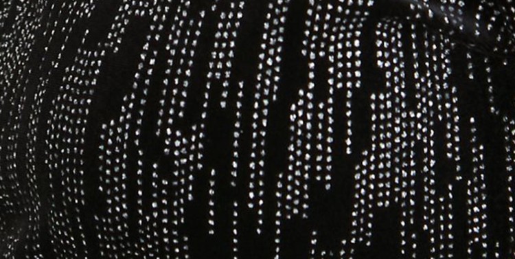 Welurowa bluzka z błyszczącym zdobieniem