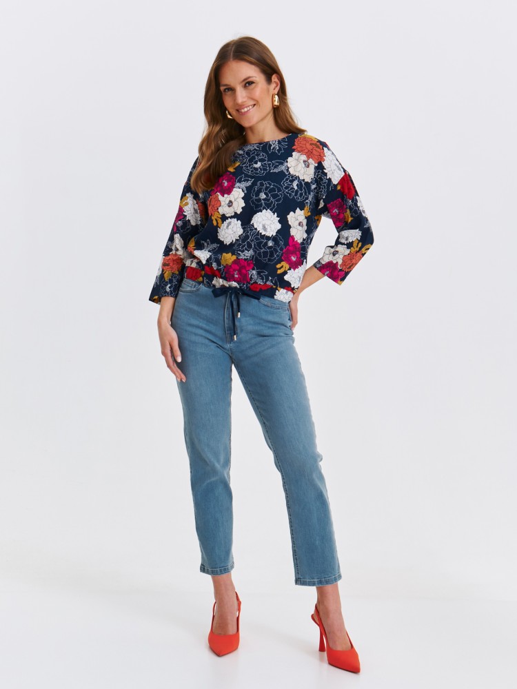 Bluzka damska w kwiaty z wiązaniem na dole Bluzka damska w kwiaty z wiązaniem na dole