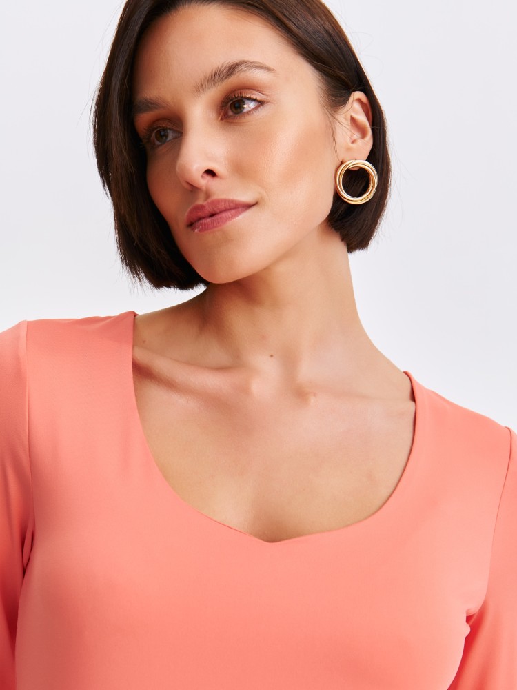 Bluzka z dekoltem Bluzka z dekoltem