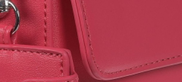 Mała torebka damska z saszetką