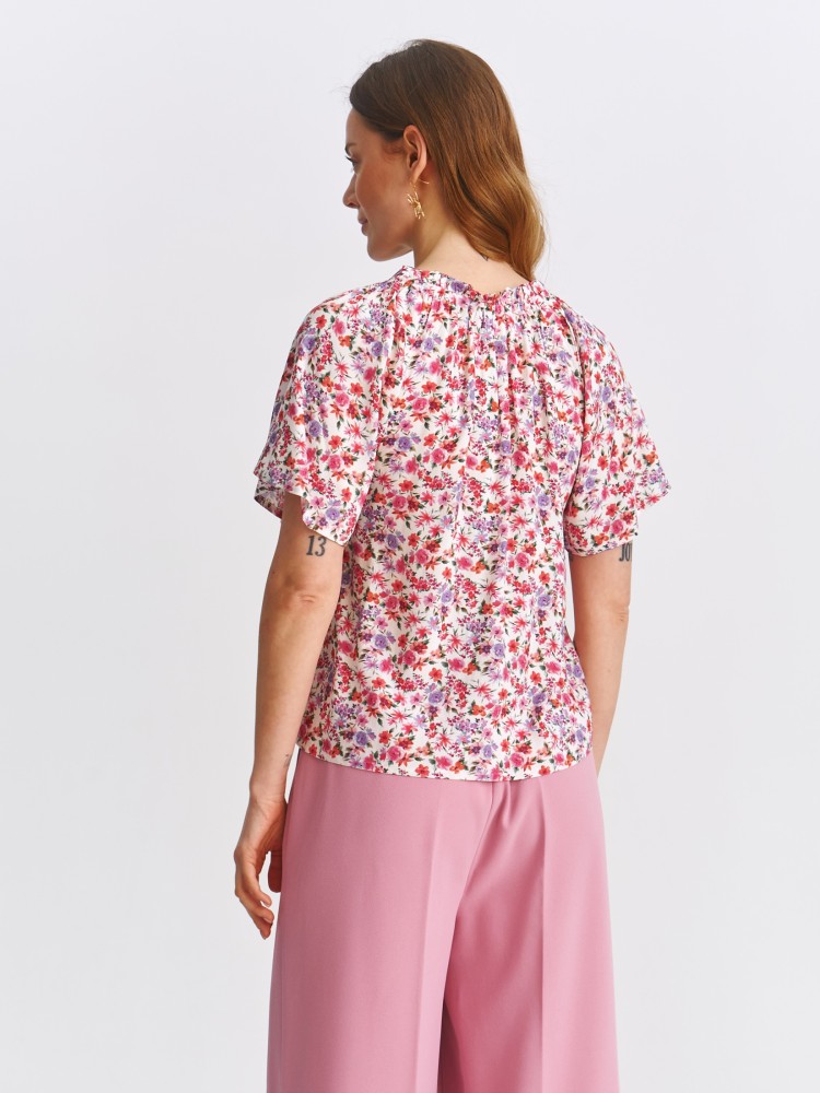 Bluzka w kolorowe kwiaty 