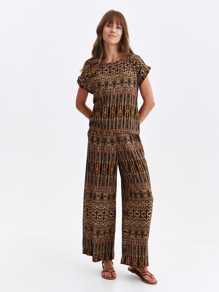 Bluzka z krótkim rękawem z orientalnym nadrukiem Bluzka z krótkim rękawem z orientalnym nadrukiem