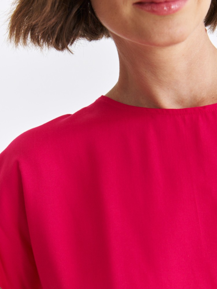 Różowa bluzka z krótkim rękawem Różowa bluzka z krótkim rękawem