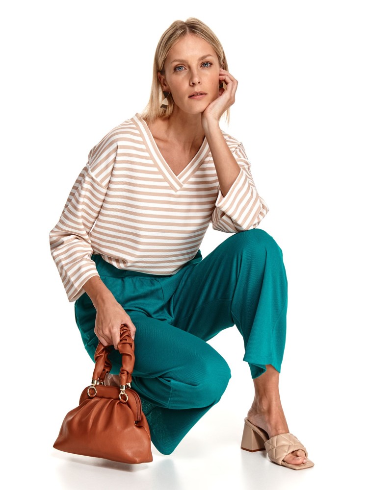 Bluza damska w paski z dekoltem w serek