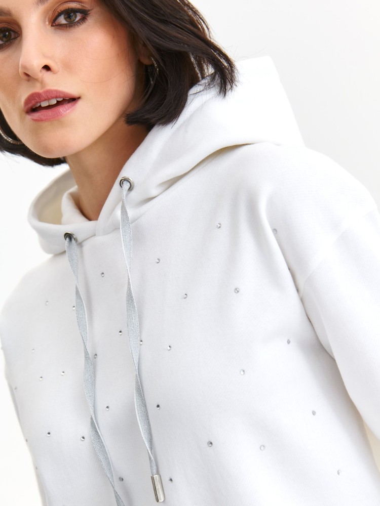 Bluza z kapturem ozdobiona kryształkami Bluza z kapturem ozdobiona kryształkami