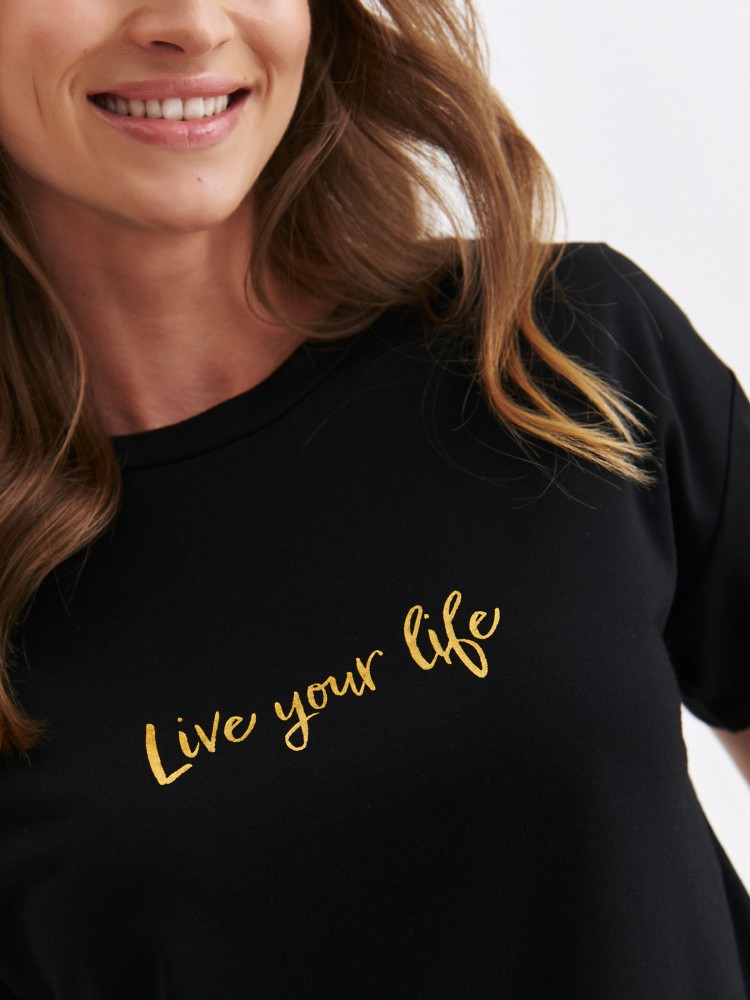 Czarna bluza z krótkim rękawem