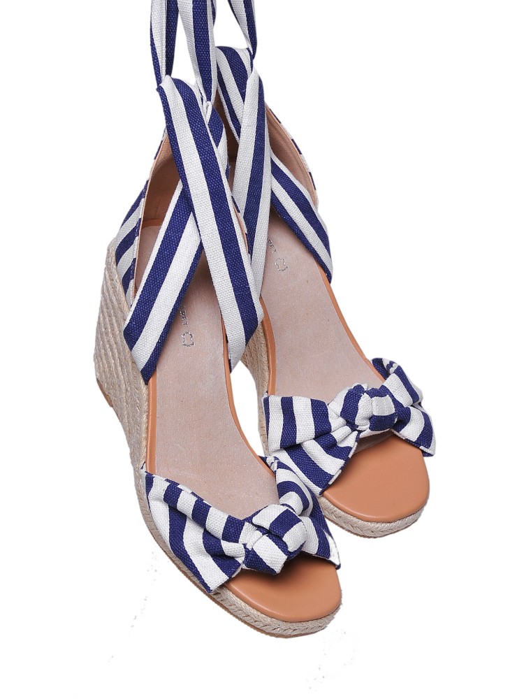 Espadryle na koturnie 