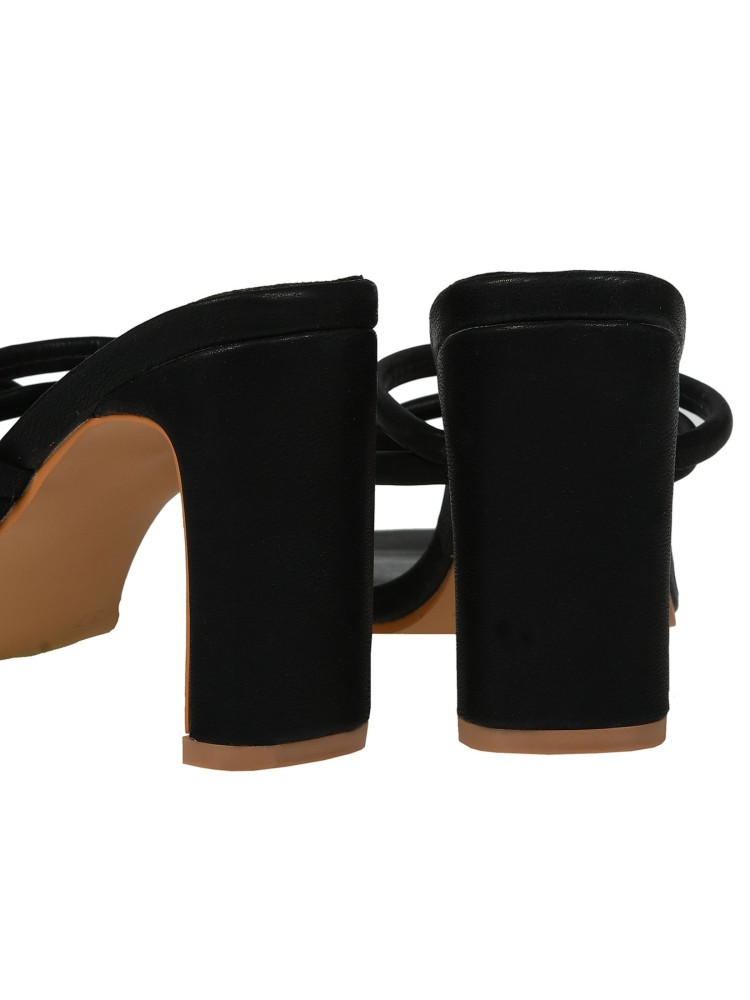 Eleganckie klapki na słupku Eleganckie klapki na słupku