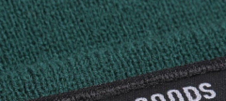 Czapka beanie z naszywką