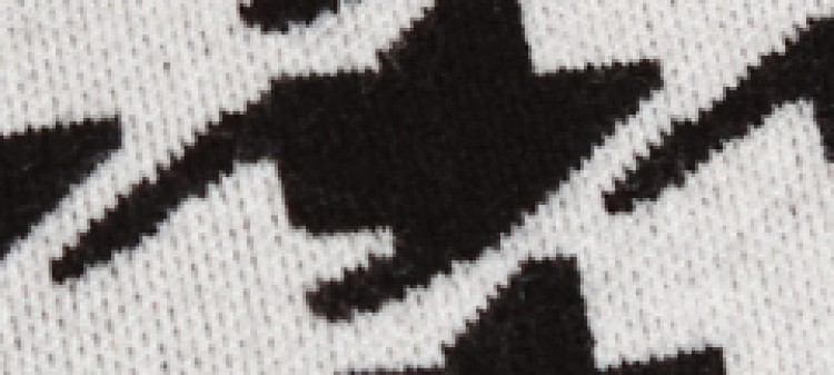 Pudełkowy golf damski w pepitkę