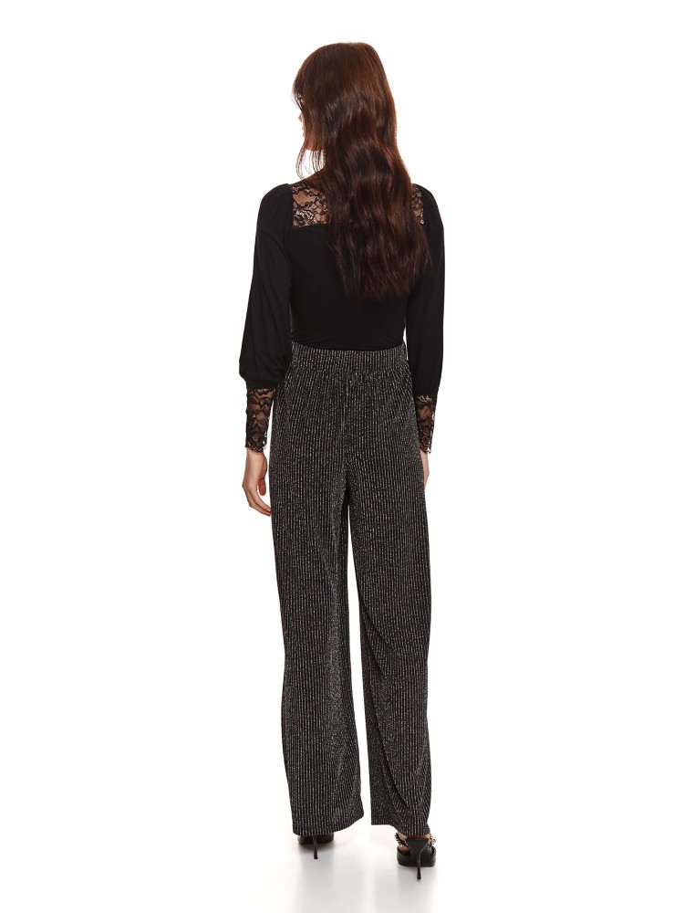 Body z koronkowymi wstawkami