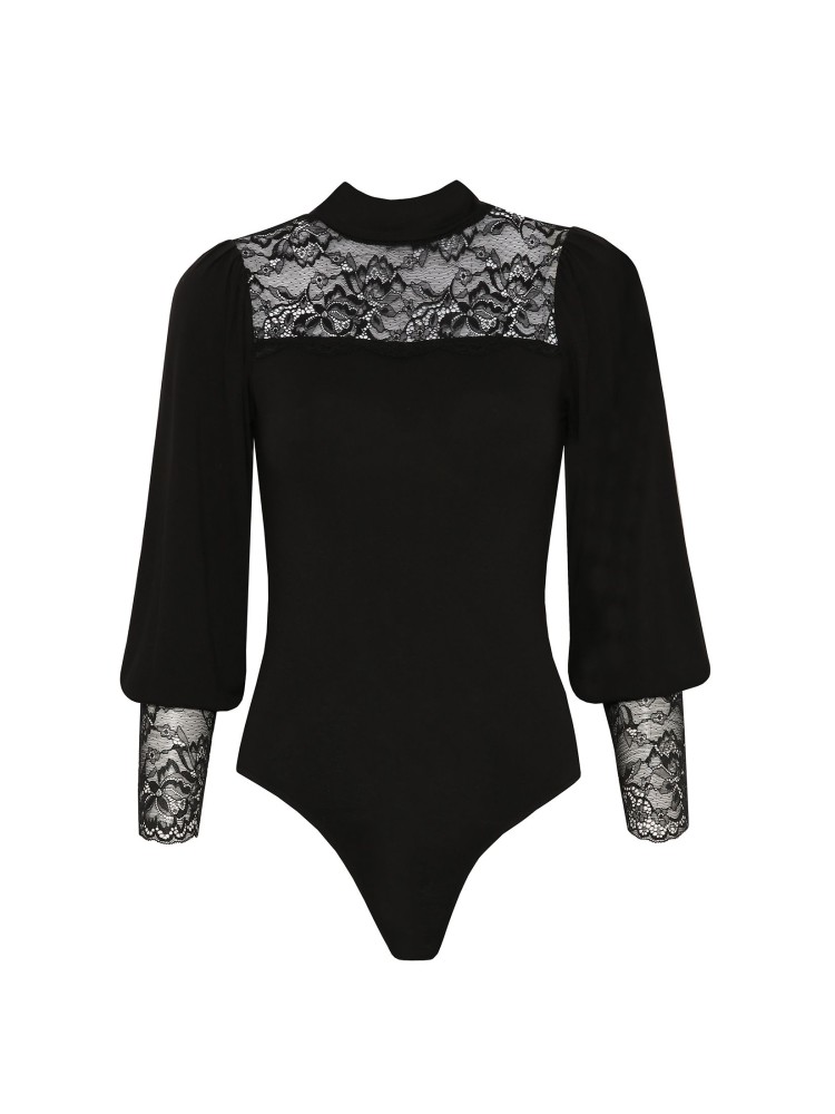 Body z koronkowymi wstawkami