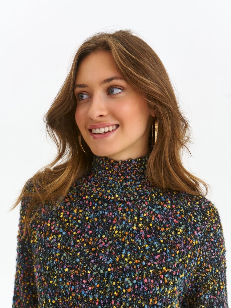 Kolorowy sweter z fantazyjnym splotem