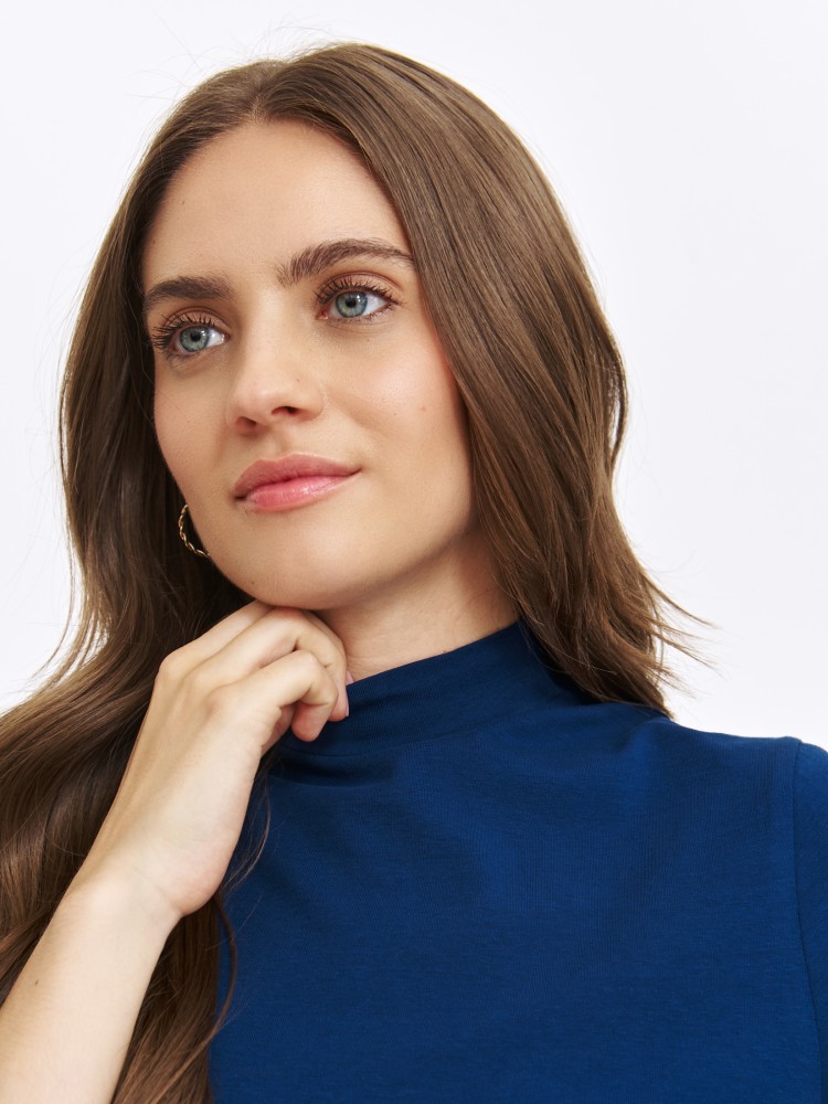 Cienki golf damski z krótkim rękawem Cienki golf damski z krótkim rękawem