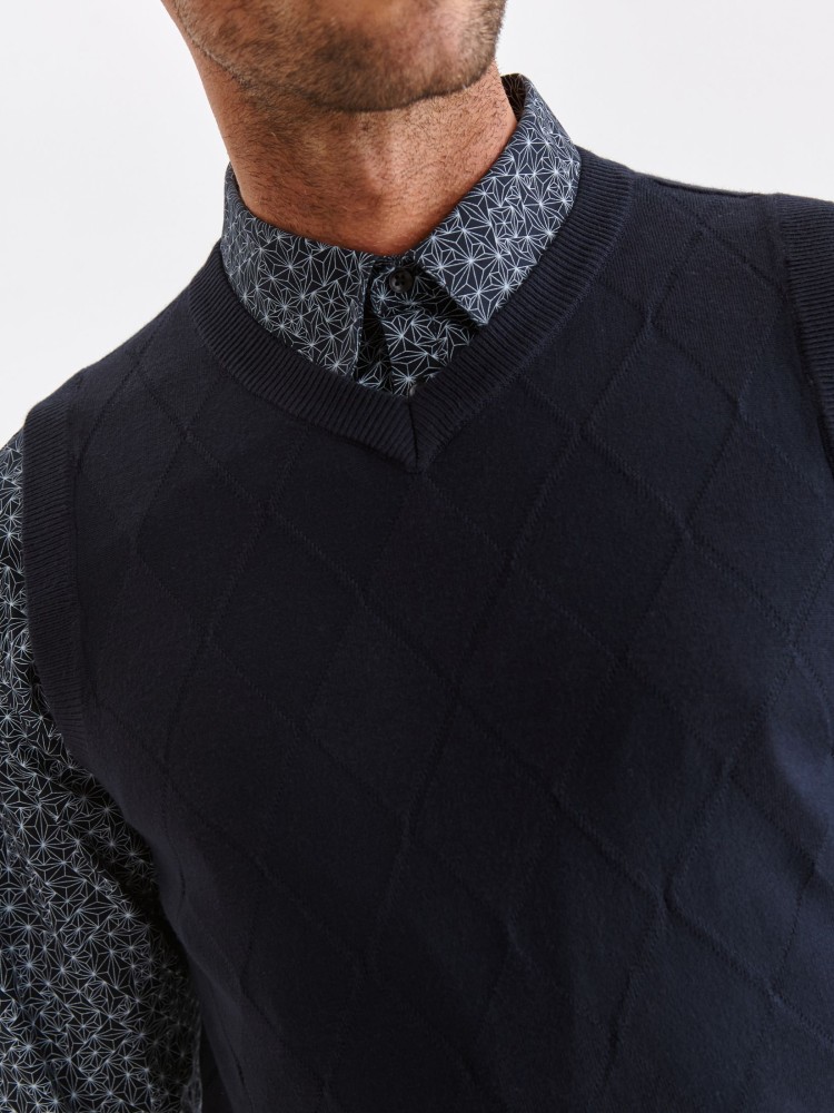 Kamizelka dzianinowa z żakardowym wzorem