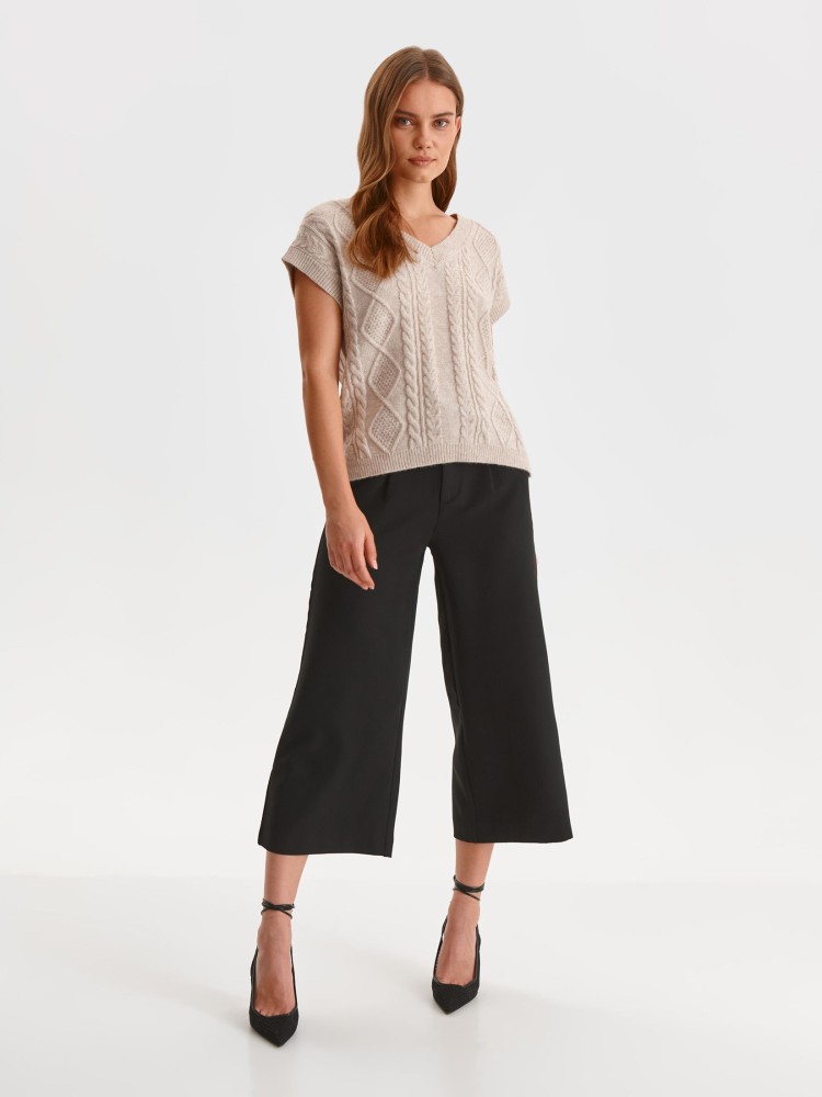 Kamizelka dzianinowa z ozdobnymi przeplotami